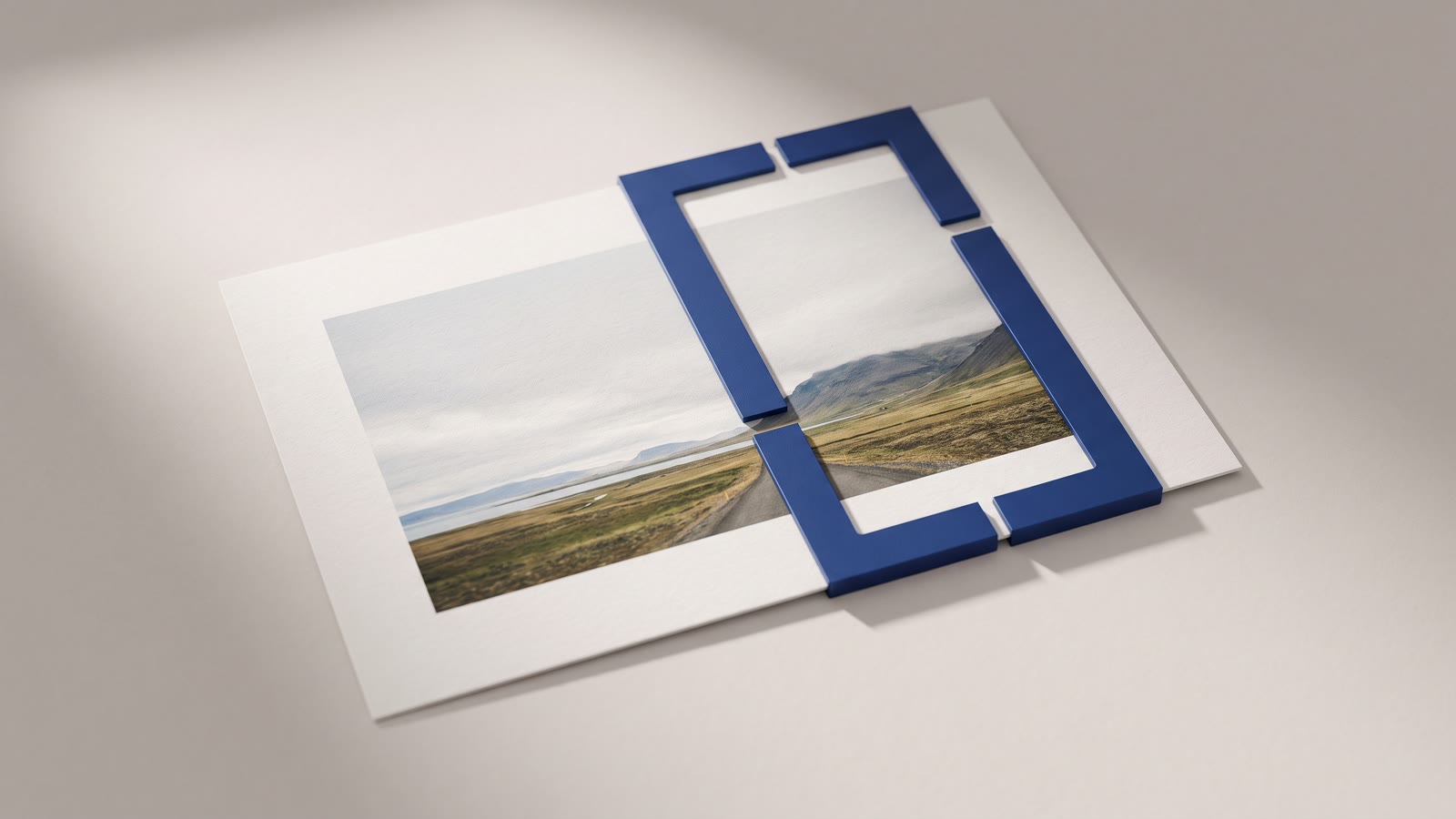 A horizontal photo with cropping frames marking a vertical section